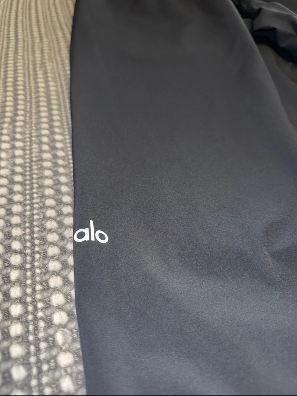 Alo yoga suit up trousers size large anthracite